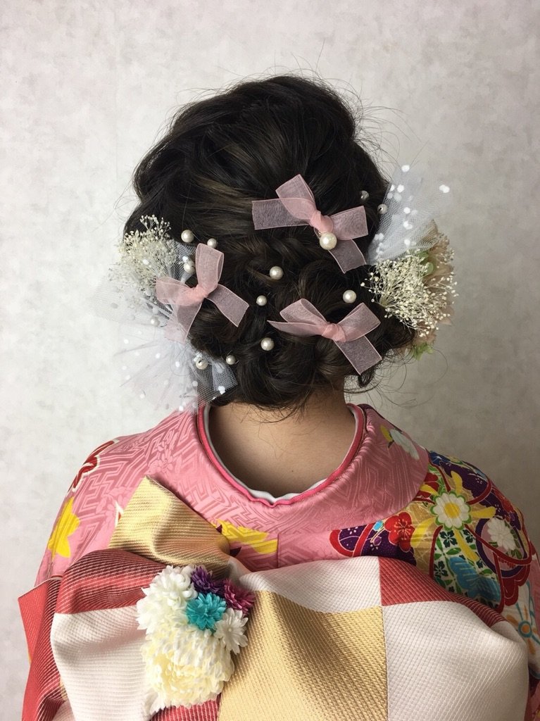 祝ご卒業 卒業式 袴に合う髪型 人気のハーフアップとゆるふわアップ 振袖専門館花舎
